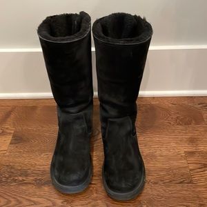 Uggs - tall black size 8 with detail on back